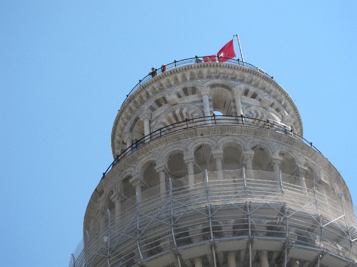 063eb_20100728-_Pisa_Tower_M_and_W_IMG_5816_20100728