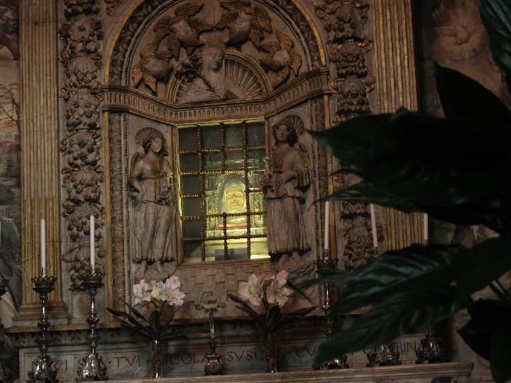 066b_Siena_Head_of_Santa_Caterina_IMG_4433_20100726
