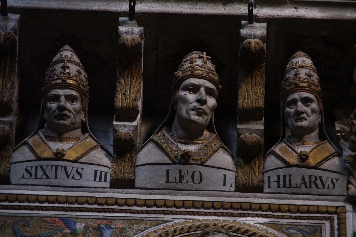 _Siena_Cathedral_FriezePopes_IMGP3364_20100804